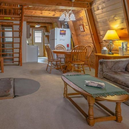 Rustic Cabin 2 - Two Bedroom Forest Lakes Estates Exterior foto